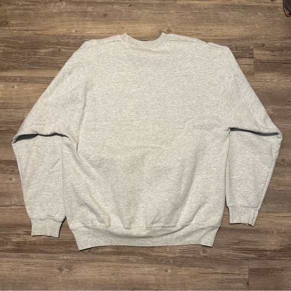 Vintage Gray NOTRE DAME Crewneck Sweater with Graphic - Picture 6 of 6